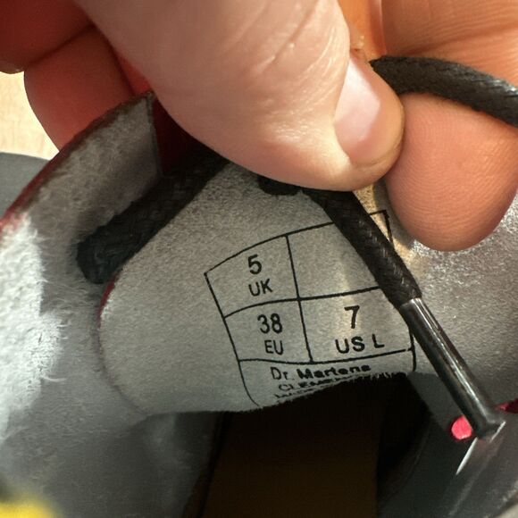 Dr Martens Red Clemency Patent Leather Heeled Boots 8 Eye Women's Size 7 Nice - Picture 8 of 8